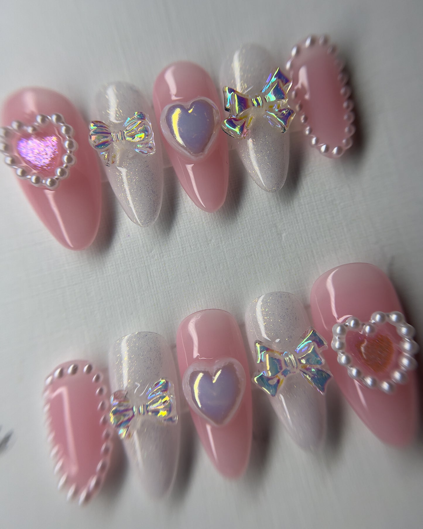 Pink Glitter Heart & Pearl Coquette