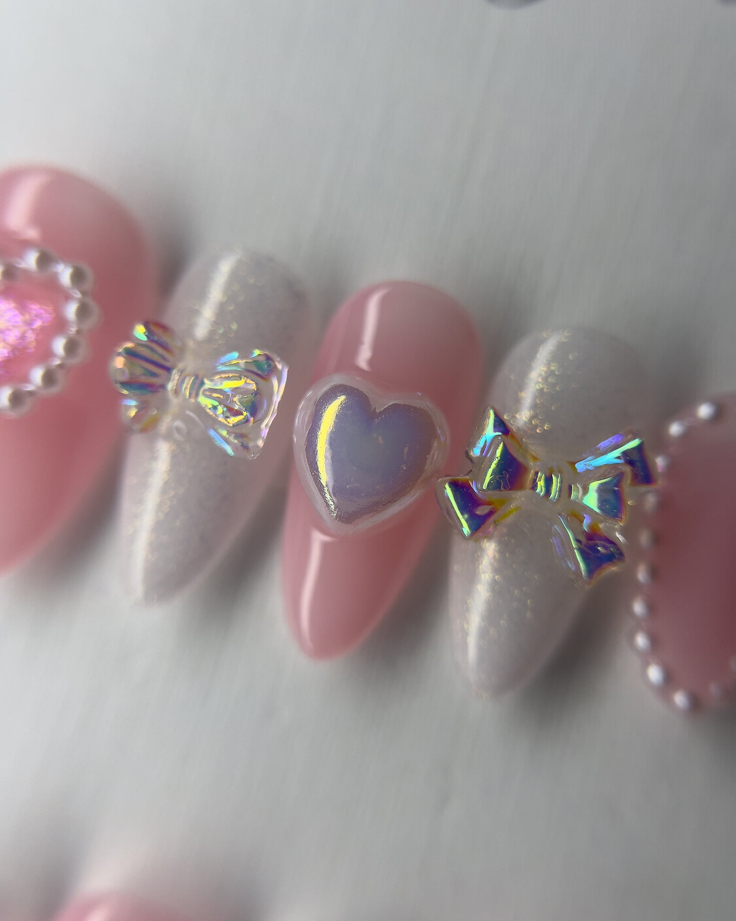 Pink Glitter Heart & Pearl Coquette